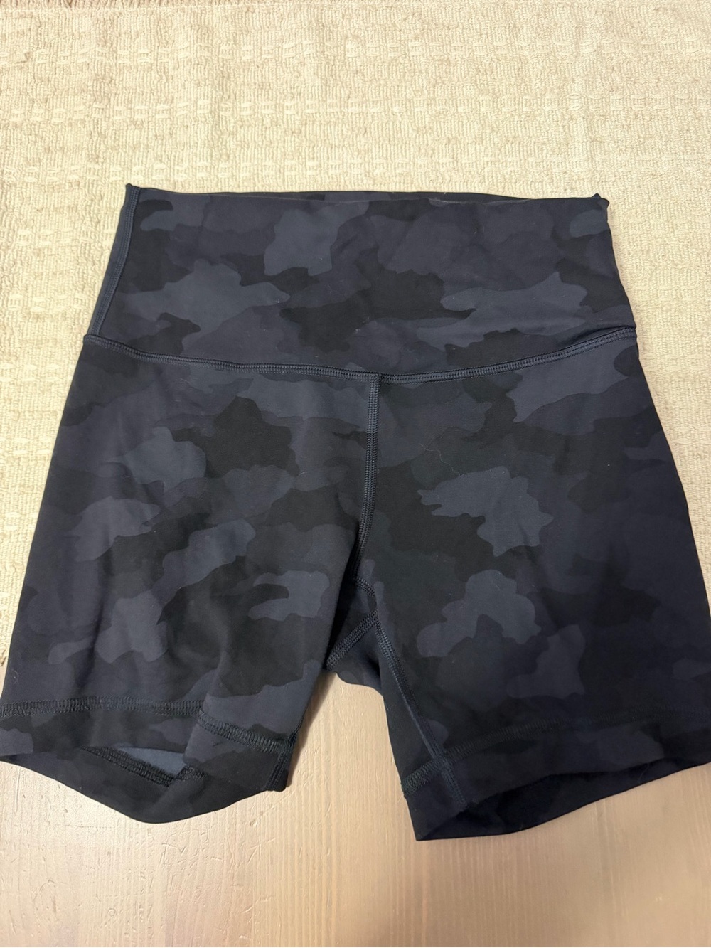 High-Waist Black Camo lululemon wonder train Women’s shorts
